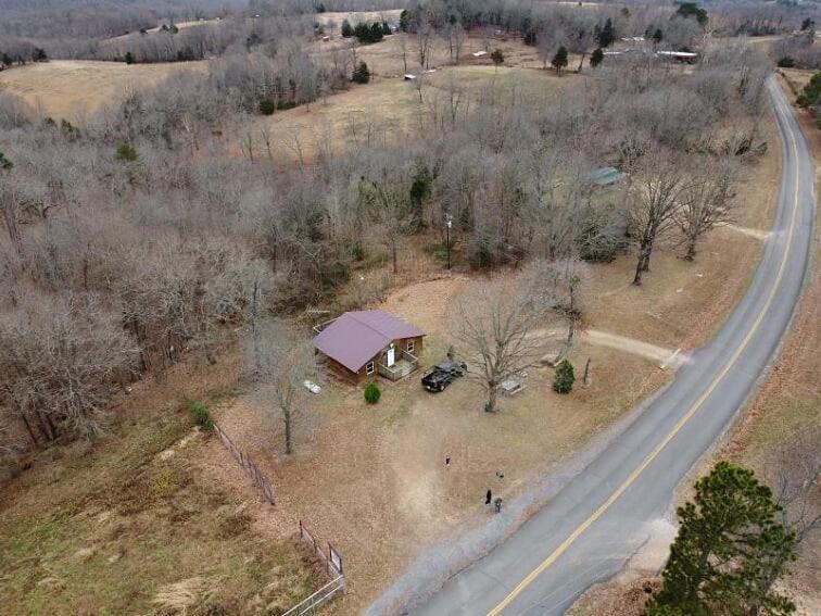 Cabin With A Tree House On A Buffalo Farm . Marshall المظهر الخارجي الصورة